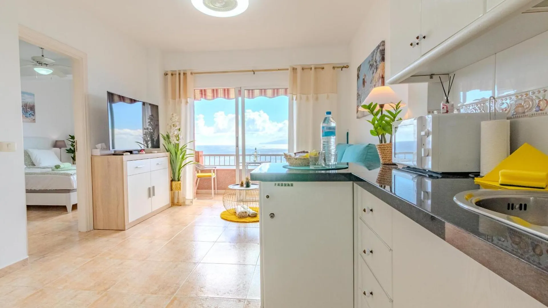 Bahia Paradise View Apt By Dream Homes Tenerife Puerto de Santiago  Apartment Puerto de Santiago (Tenerife)